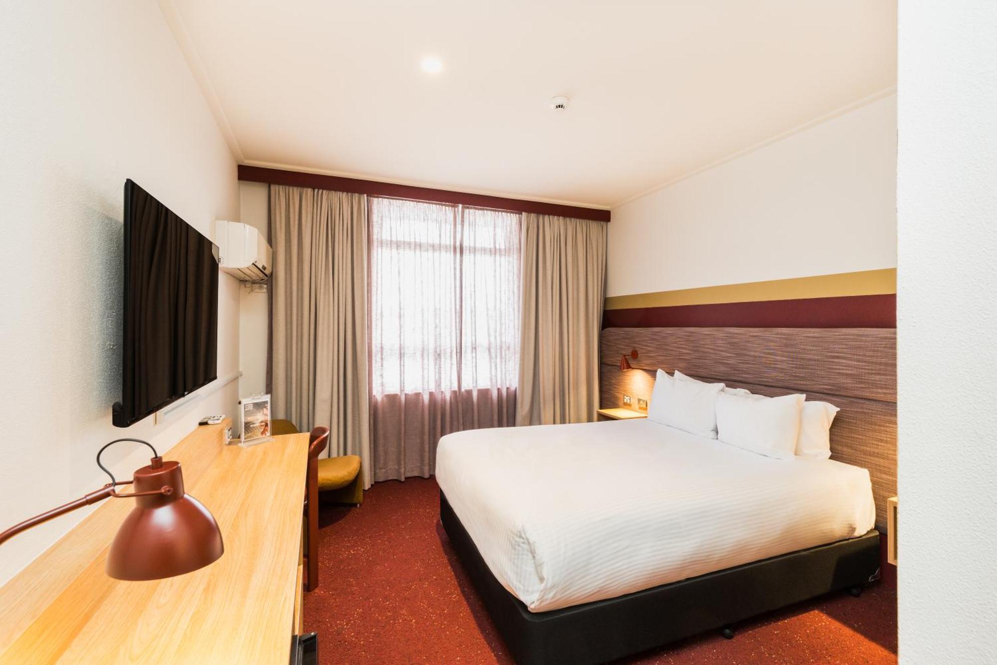 Statesman Hotel Κανμπέρα Δωμάτιο φωτογραφία