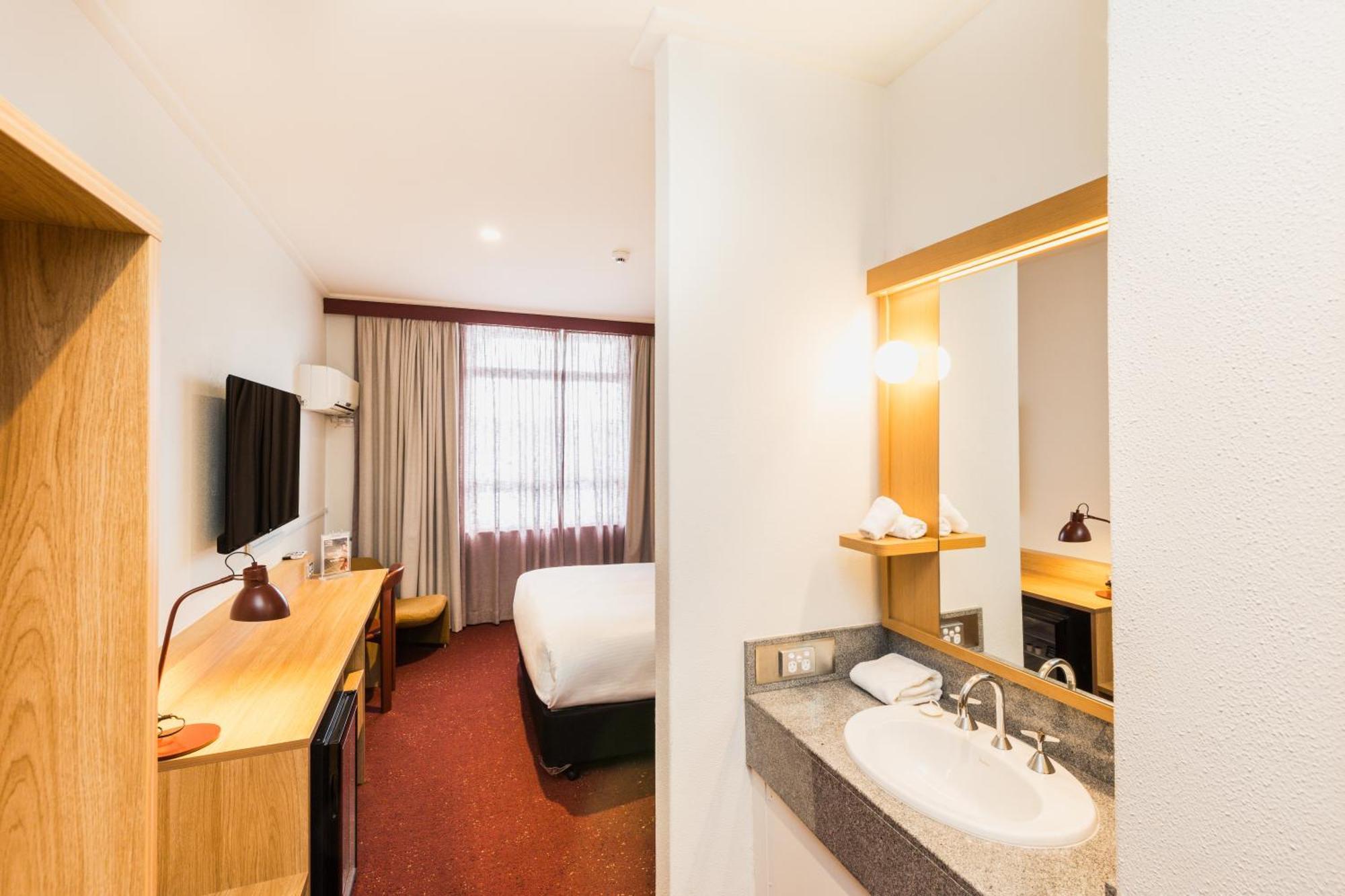 Statesman Hotel Κανμπέρα Δωμάτιο φωτογραφία