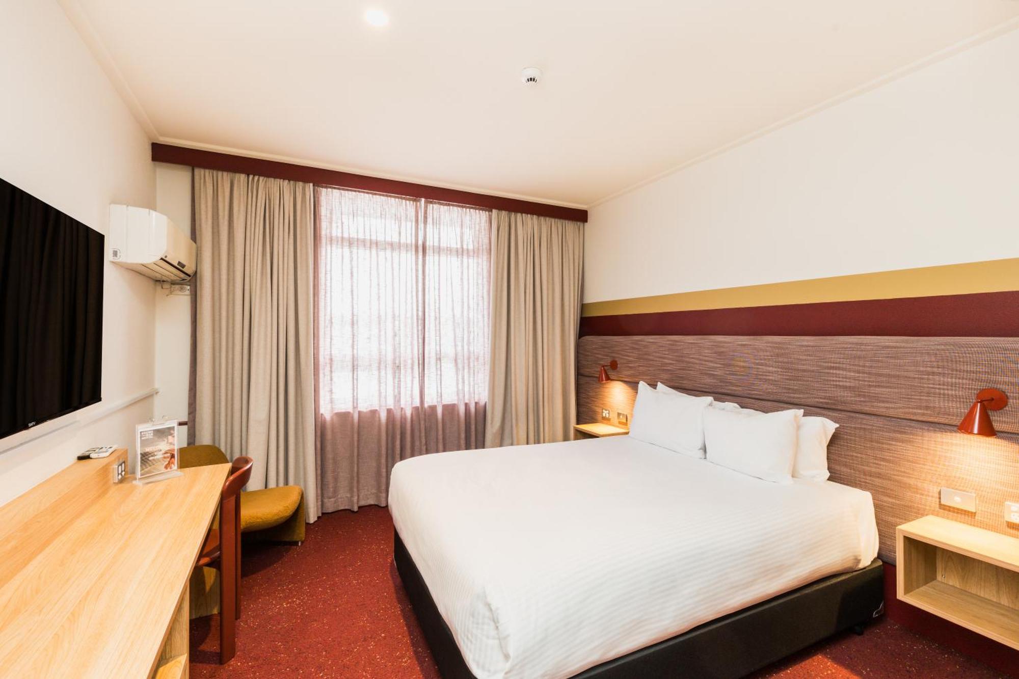 Statesman Hotel Κανμπέρα Δωμάτιο φωτογραφία